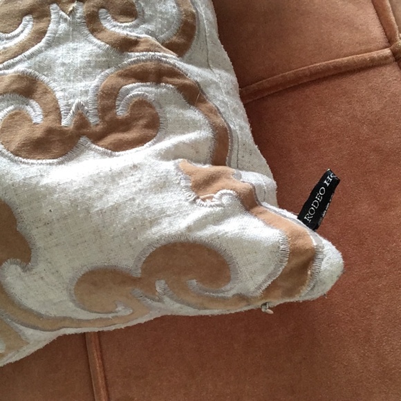 Rodeo Home Cream and mustard Accent Throw Pillow - Picture 5 of 6